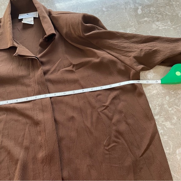 Diana Charles brown long sleeve hideaway buttons size 11 - Picture 6 of 8